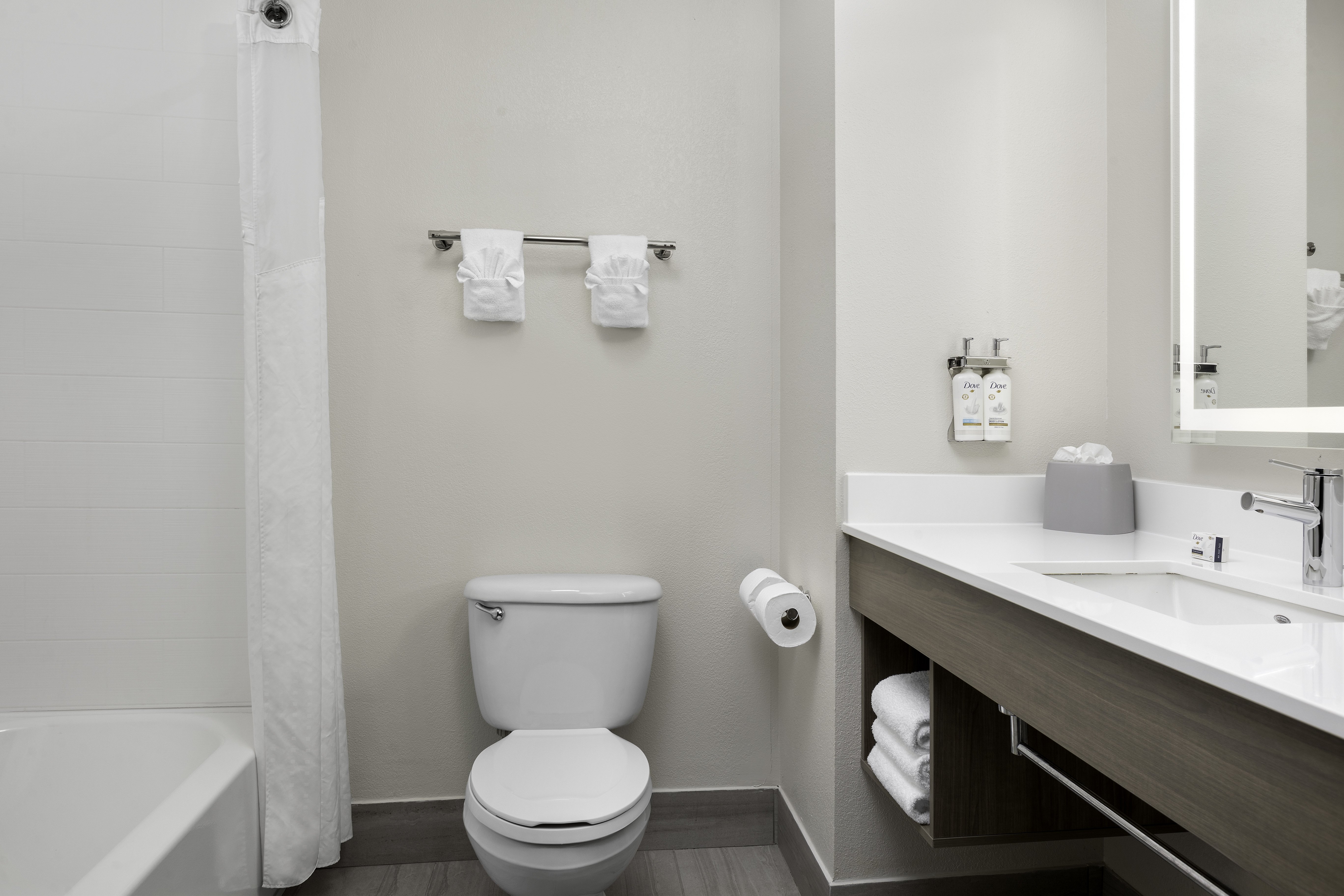 holiday inn express and suites superior by ihg