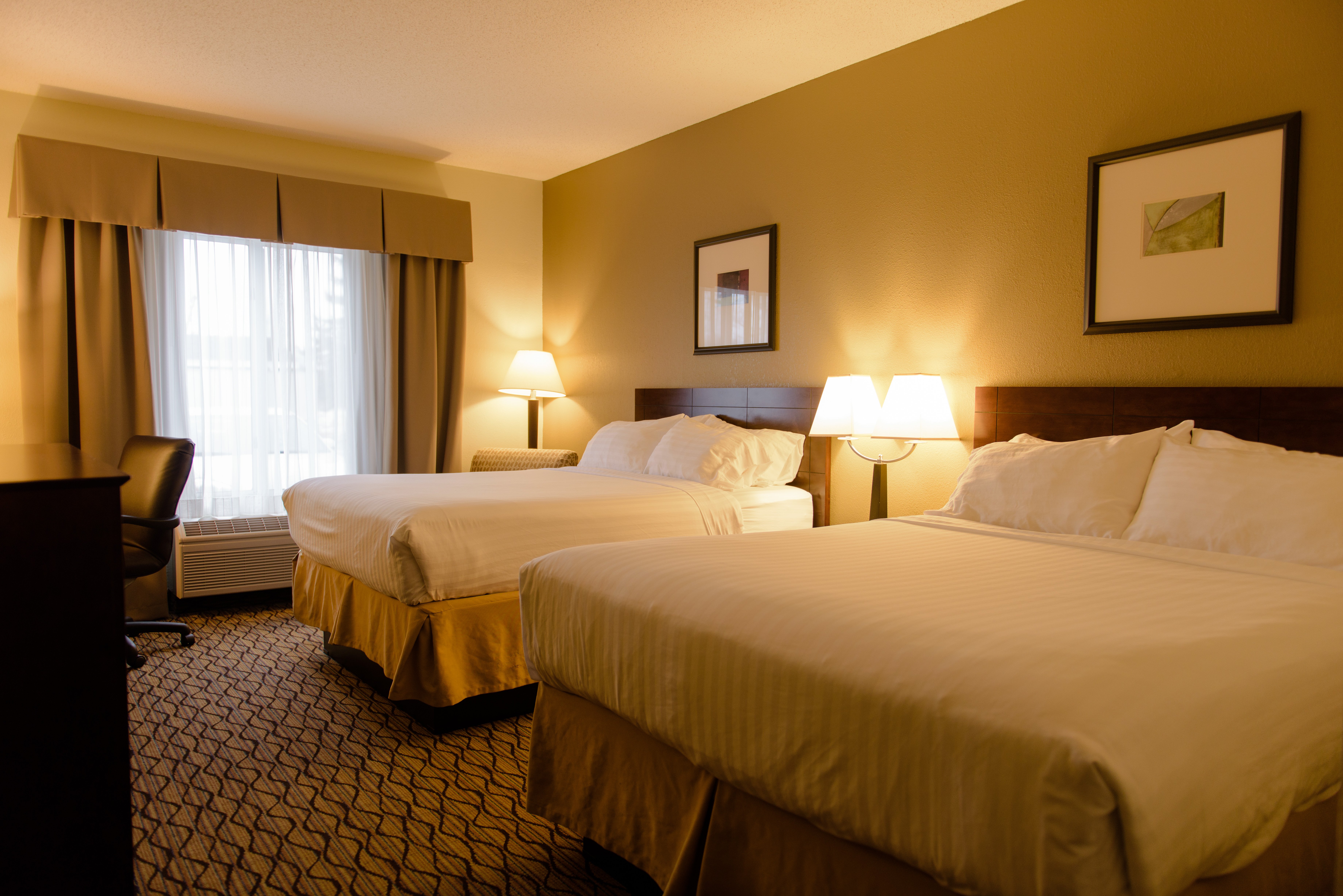holiday inn express and suites superior by ihg