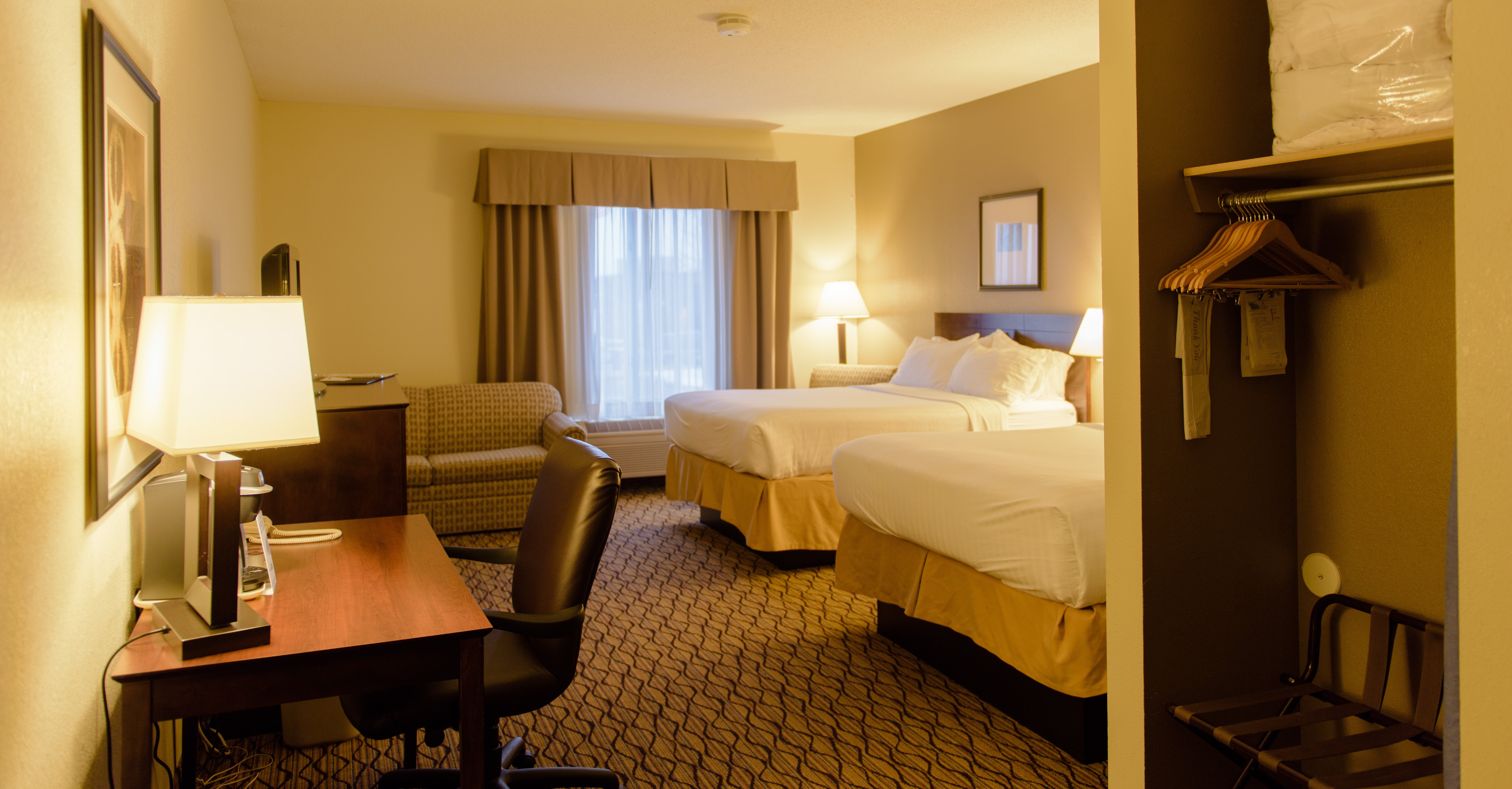 holiday inn express and suites superior by ihg