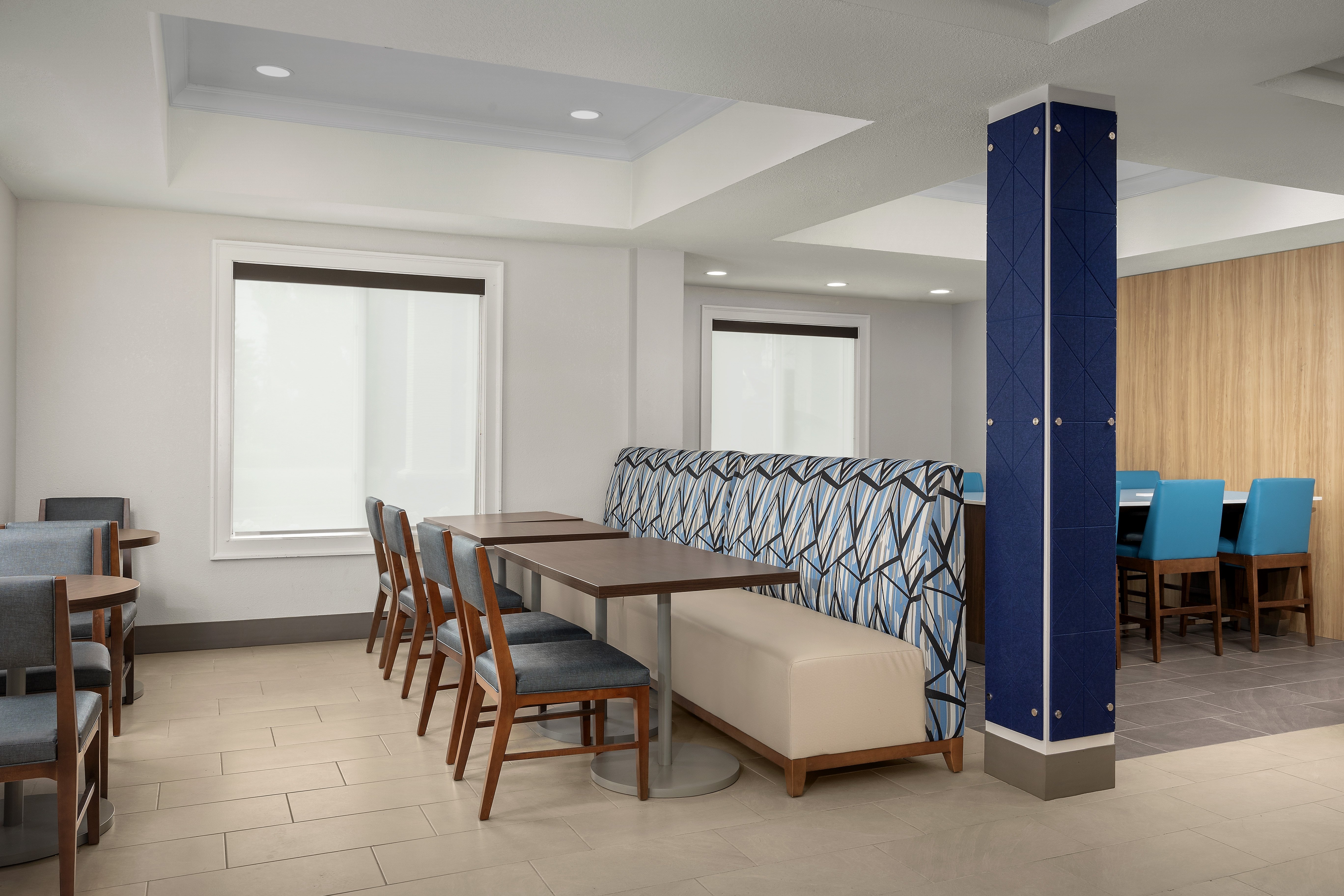 holiday inn express and suites superior by ihg