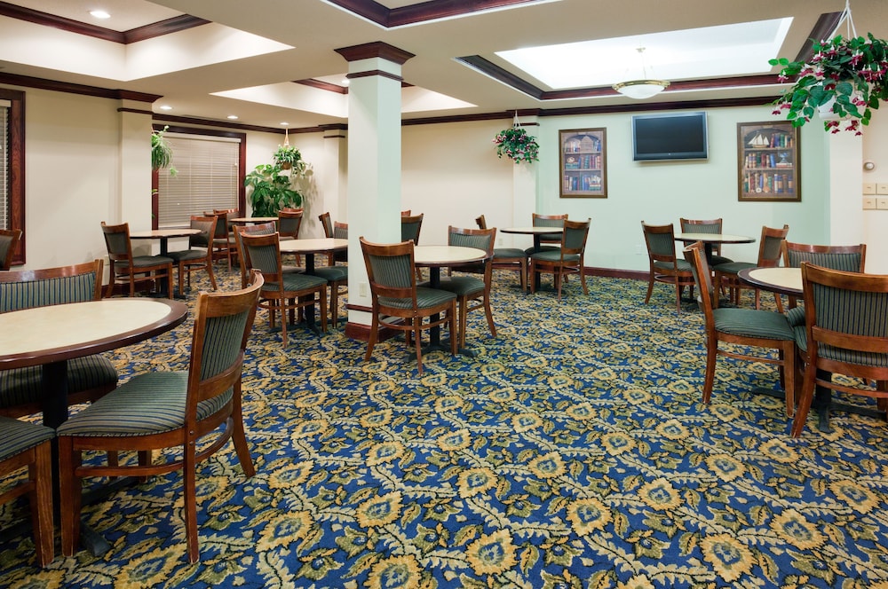holiday inn express and suites superior by ihg