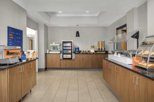 holiday inn express and suites superior by ihg