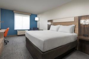 Holiday Inn Express & Suites Superior By Ihg,Superior>>Douglas,3 star
