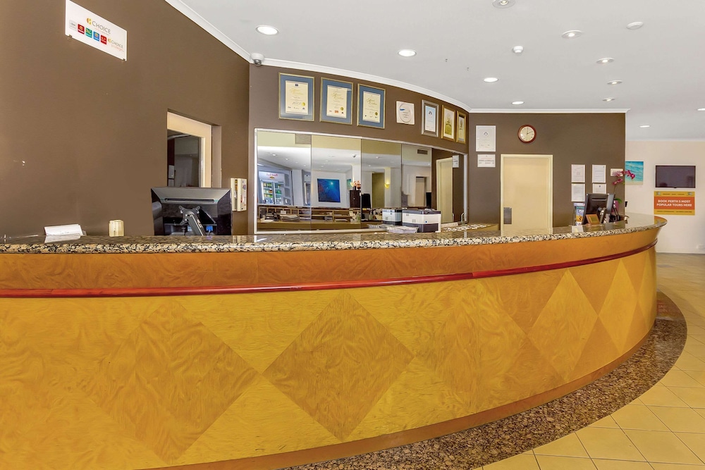 comfort inn and suites goodearth perth