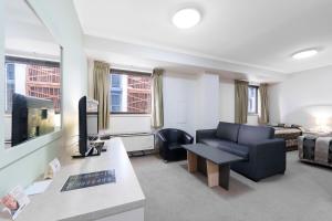comfort inn and suites goodearth perth