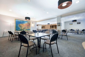 comfort inn and suites goodearth perth