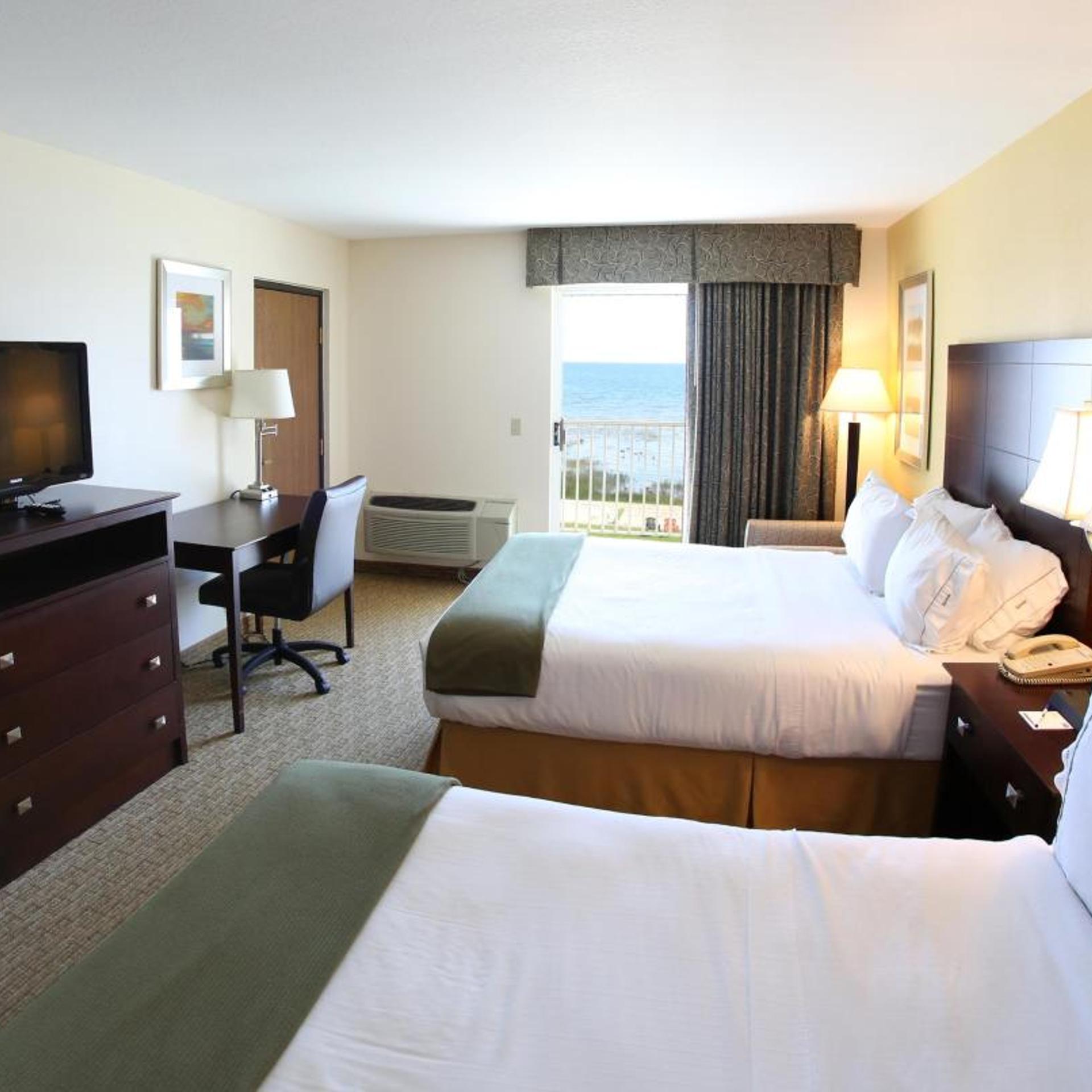 holiday inn express st ignace lake front by ihg