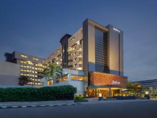 Aiho Hotel Medan (Formerly Radisson Hotel Medan),North Sumatra>>Medan,2 star