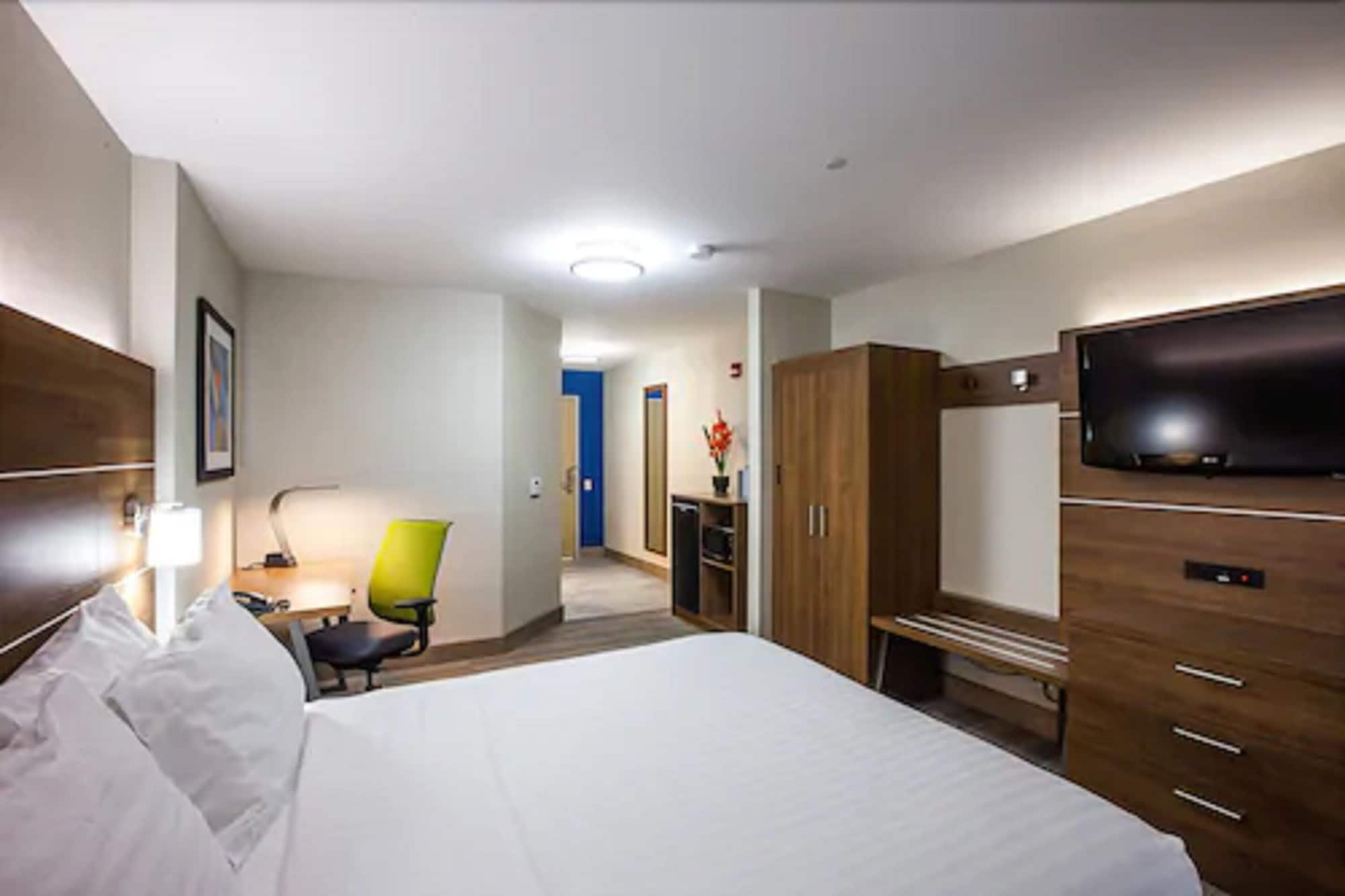 holiday inn express saint john harbour side by ihg
