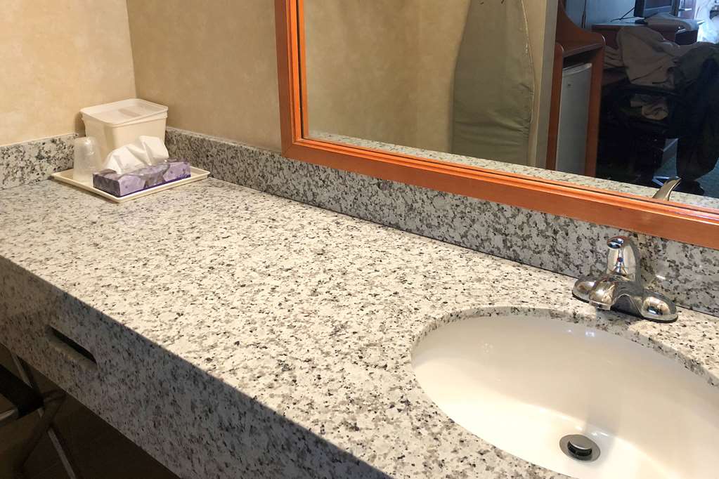 quality inn petersburg near fort gregg adams