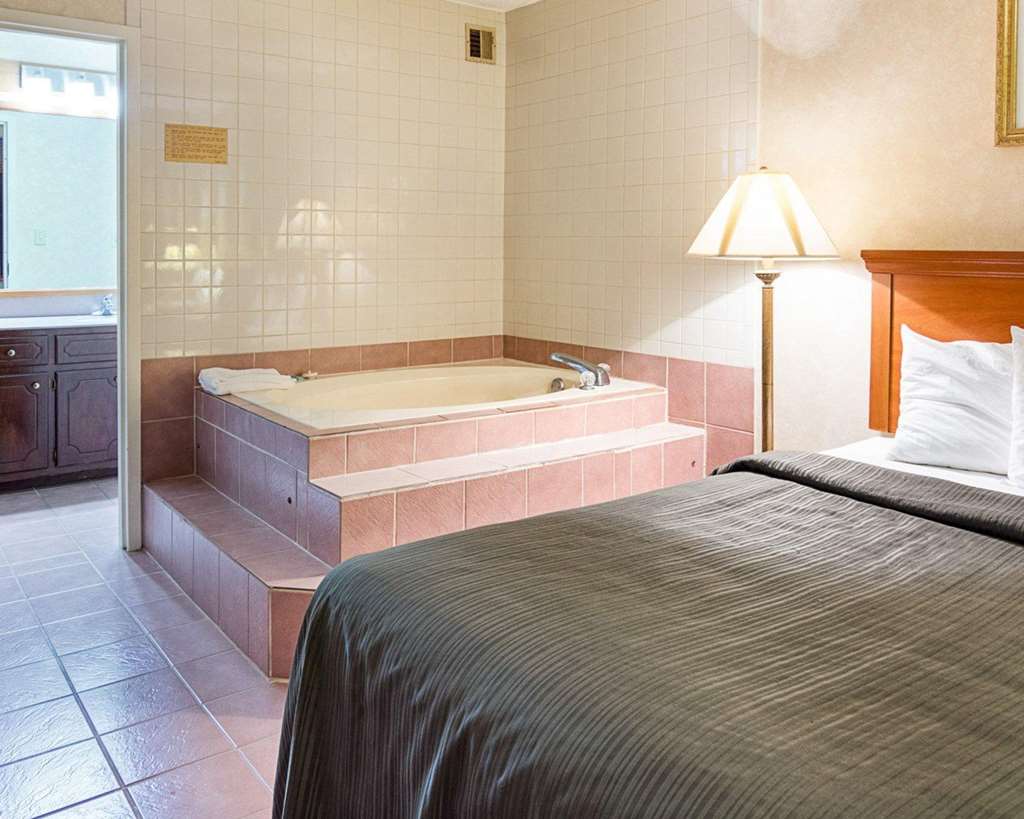 quality inn petersburg near fort gregg adams