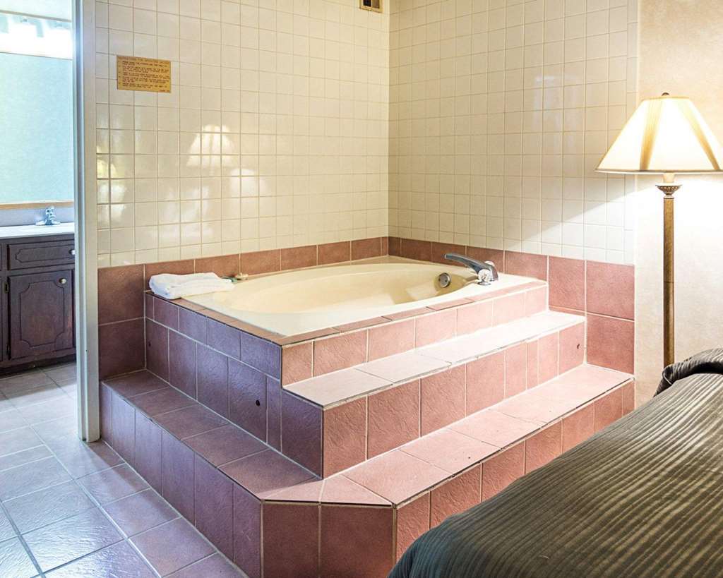 quality inn petersburg near fort gregg adams