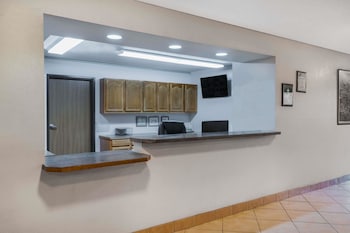 Super 8 By Wyndham Fountain,Fountain>>Colorado Springs,2 star