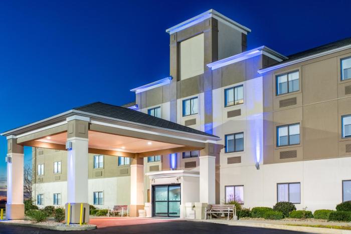 holiday inn express howe by ihg