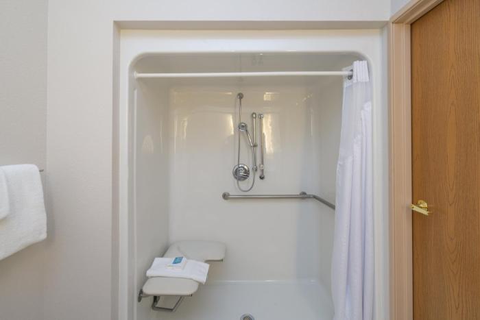 holiday inn express howe by ihg