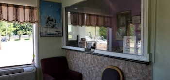 knights inn paris