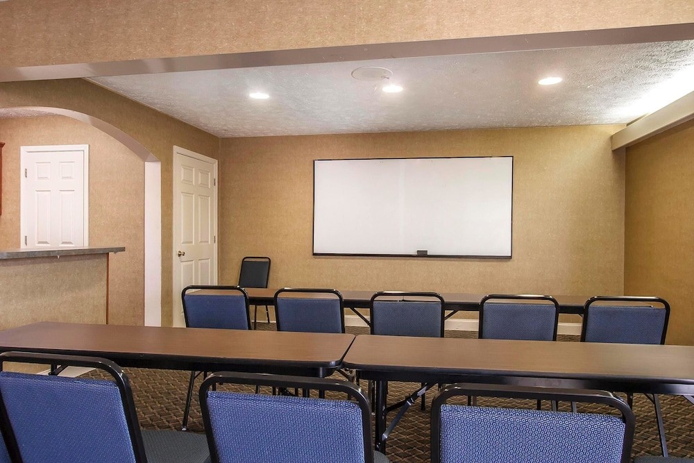 quality inn and suites covington