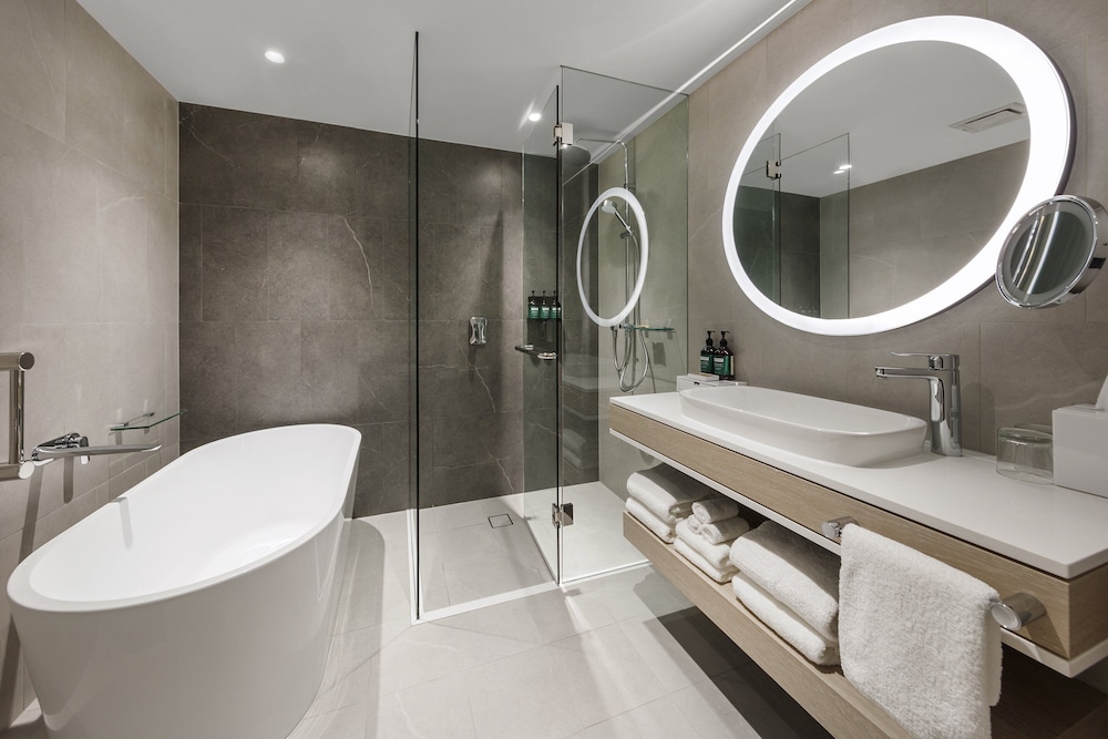 crowne plaza hawkesbury valley by ihg