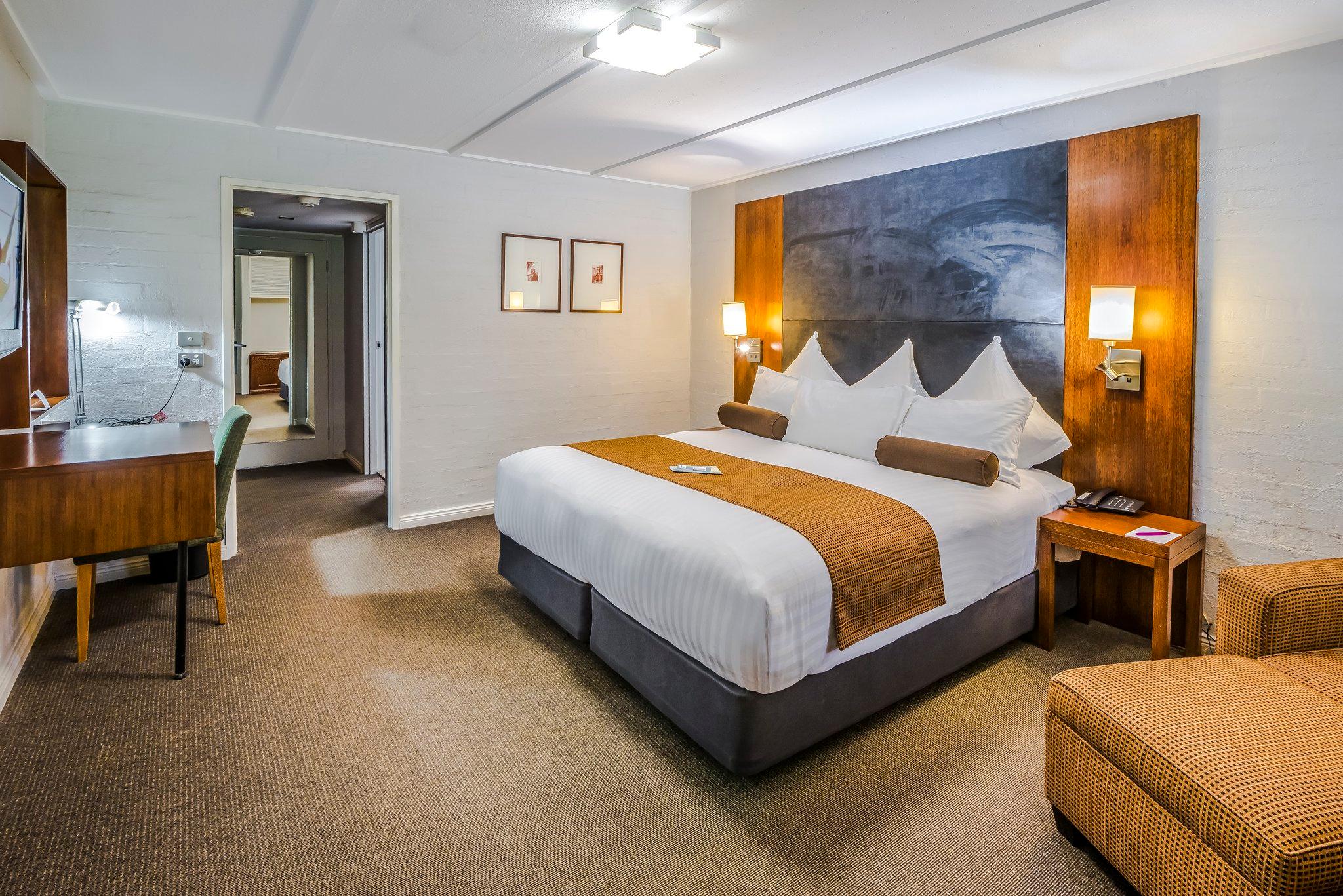 crowne plaza hawkesbury valley by ihg