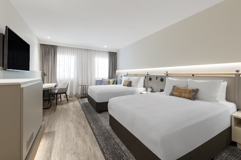 crowne plaza hawkesbury valley by ihg