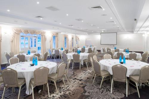 crowne plaza hawkesbury valley by ihg