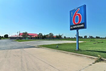 motel 6 gilman il