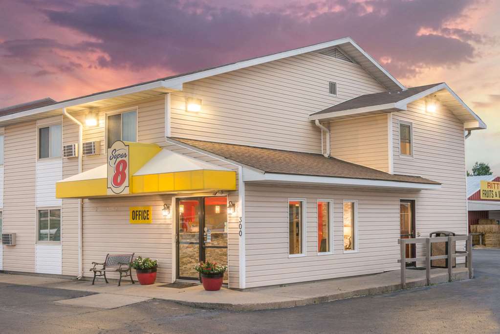 super 8 by wyndham moberly mo