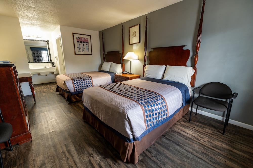 american inn and suites russellville