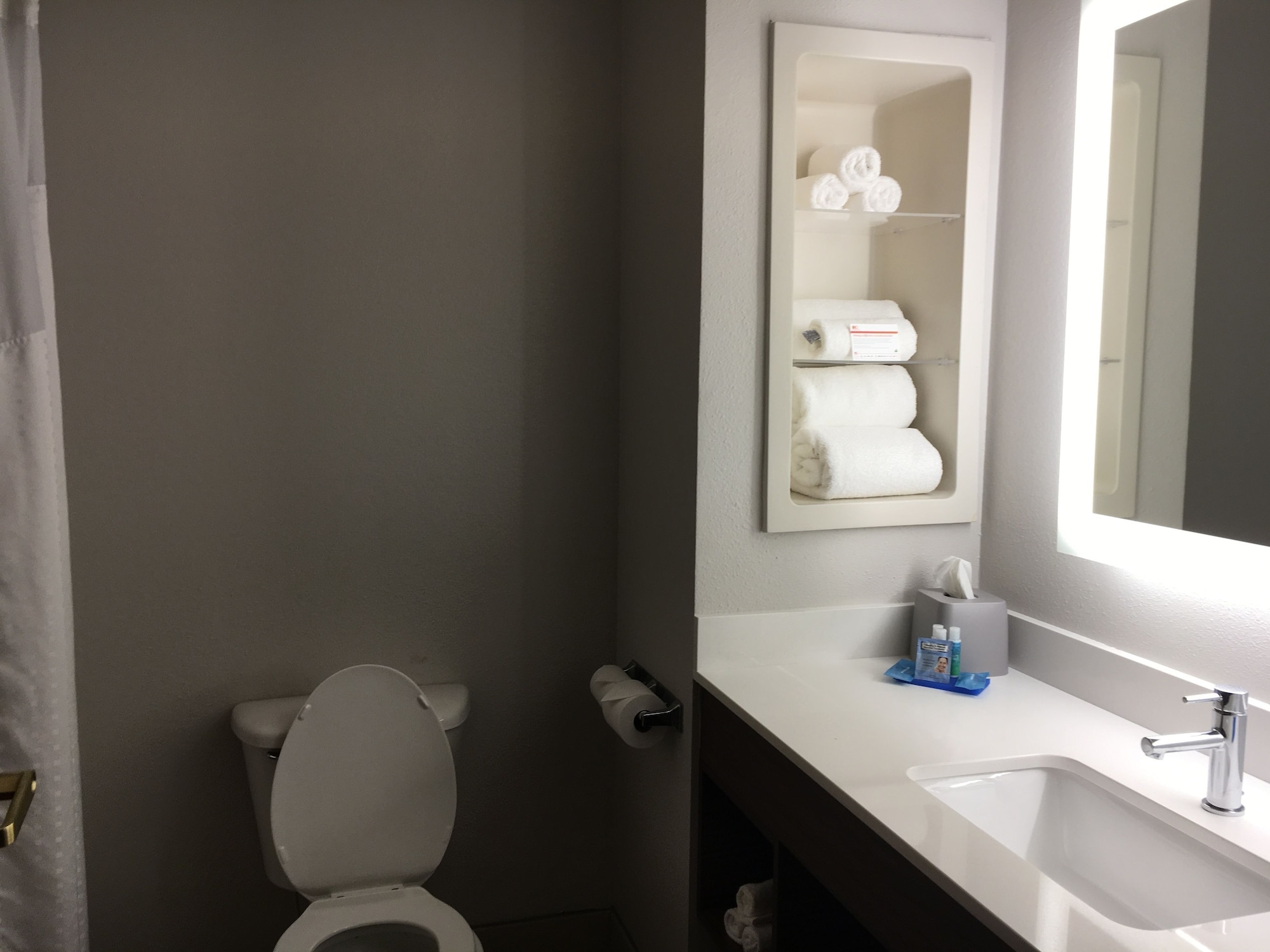 holiday inn express and suites thomasville by ihg