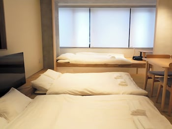 m w hotel
