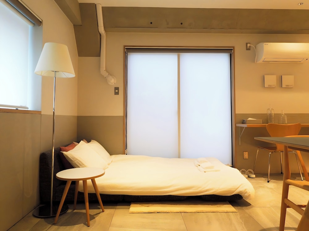 m w hotel