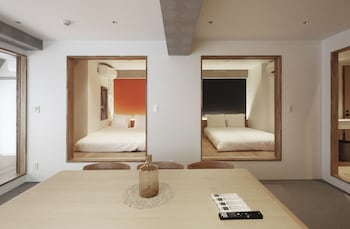 m w hotel