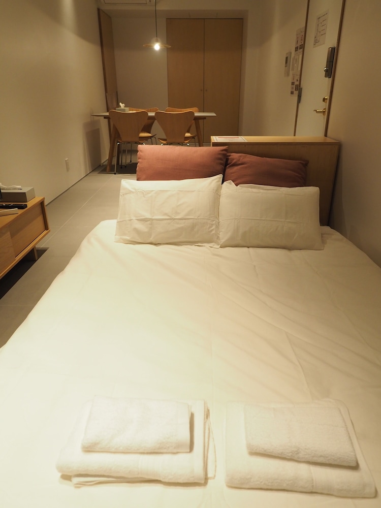 m w hotel
