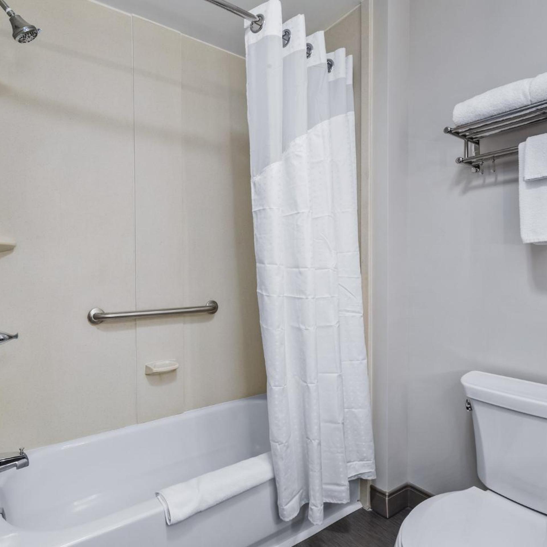 holiday inn express new albany by ihg