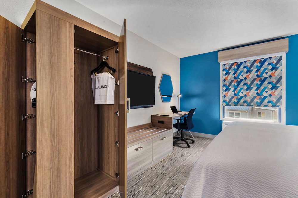 holiday inn express new albany by ihg