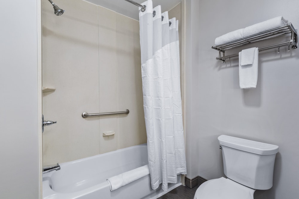 holiday inn express new albany by ihg