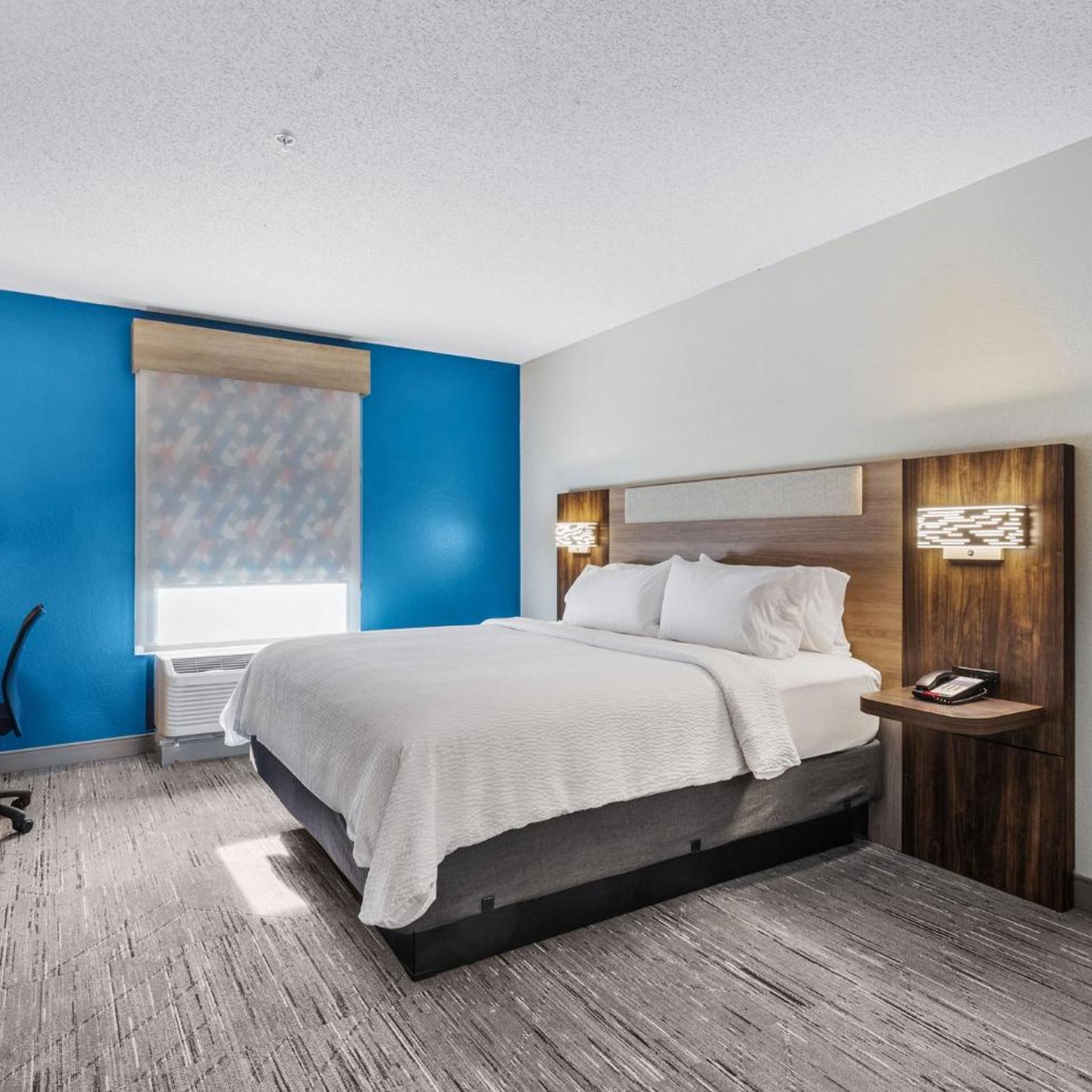 holiday inn express new albany by ihg