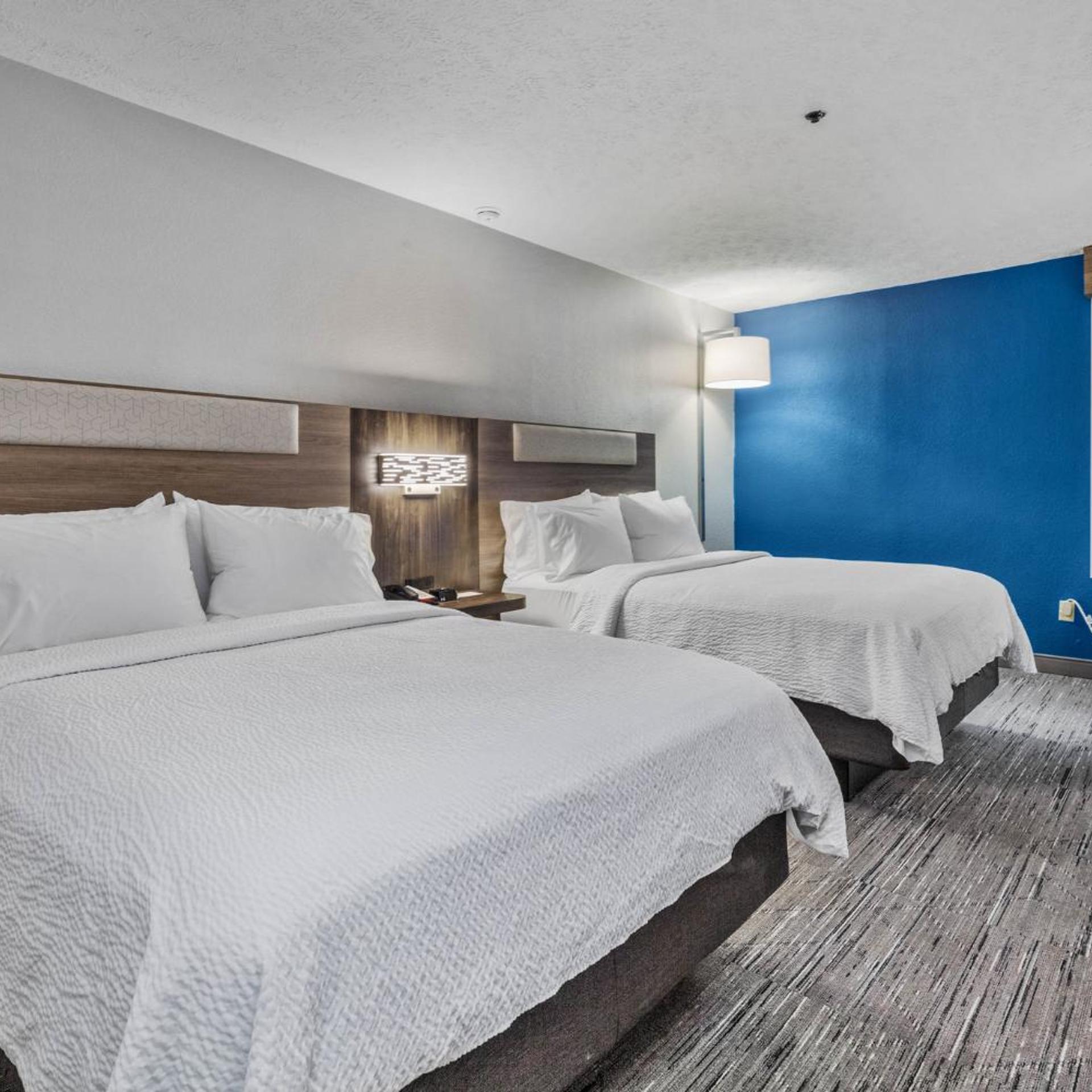 holiday inn express new albany by ihg