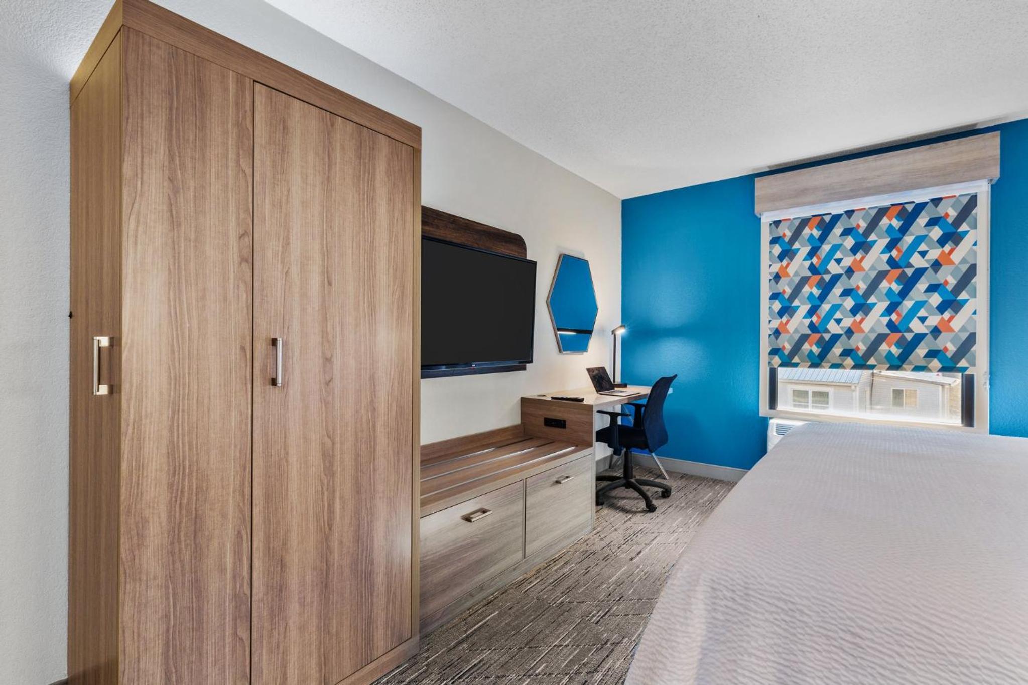 holiday inn express new albany by ihg