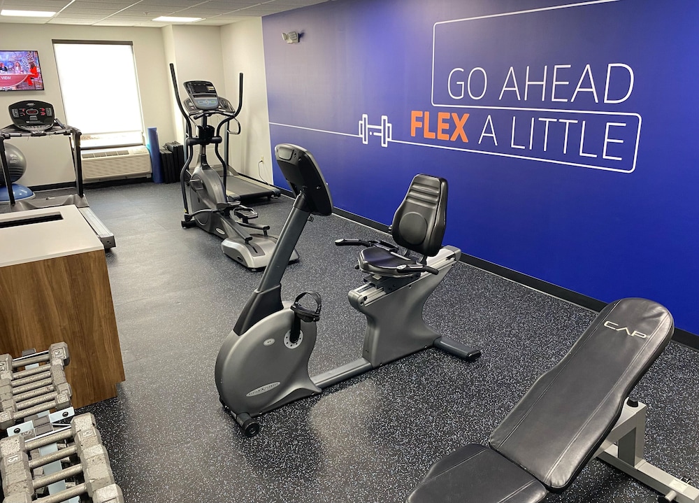 holiday inn express new albany by ihg