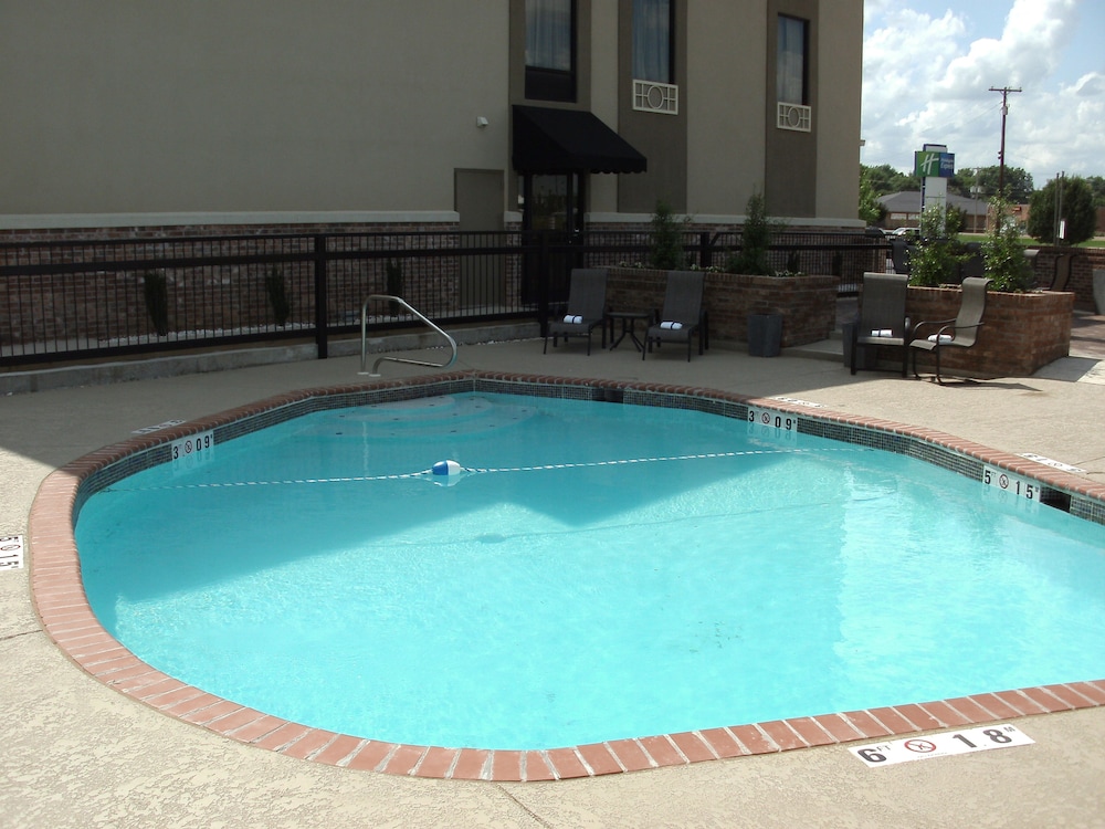 holiday inn express new albany by ihg