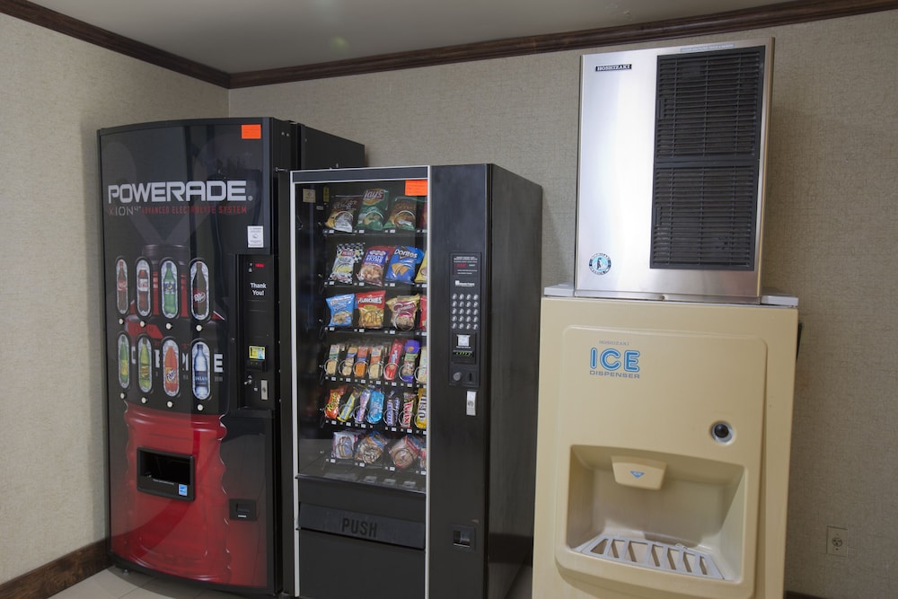 holiday inn express new albany by ihg