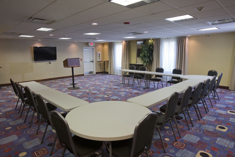 holiday inn express new albany by ihg
