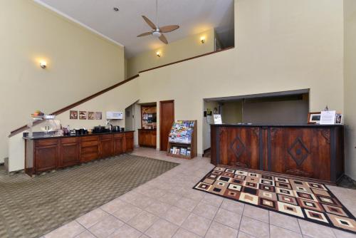 americas best value inn and suites arkadelphia