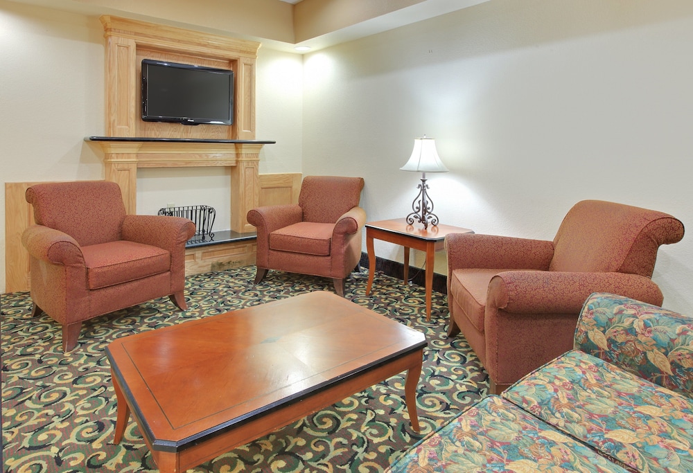 holiday inn express hotel and suites by ihg