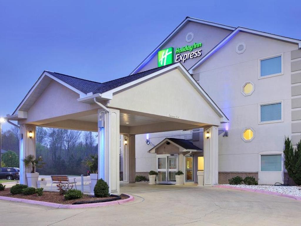 holiday inn express hotel and suites by ihg