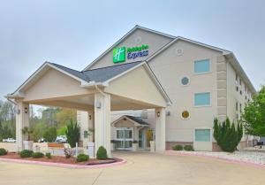 holiday inn express hotel and suites by ihg