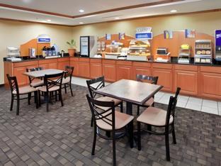 holiday inn express hotel and suites by ihg