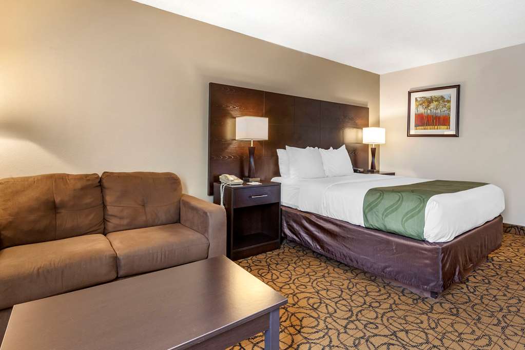 quality inn and suites escanaba north