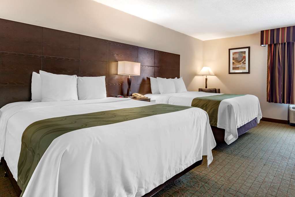quality inn and suites escanaba north